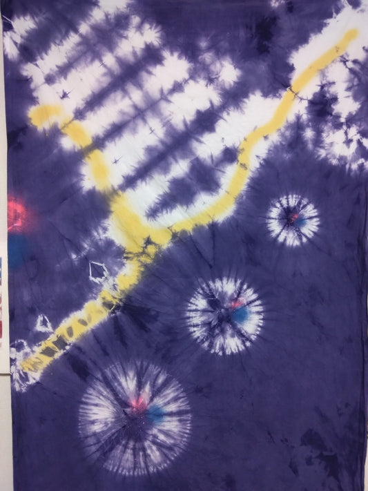 Japanese Shibori-dyed tapestry Hishō — full artwork view by Yuriko Yuco Yoshikawa
